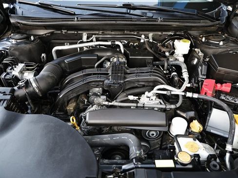 Used 2022 Subaru Outback Premium image 29