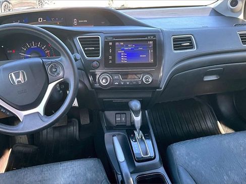 Used 2015 Honda Civic SE image 6