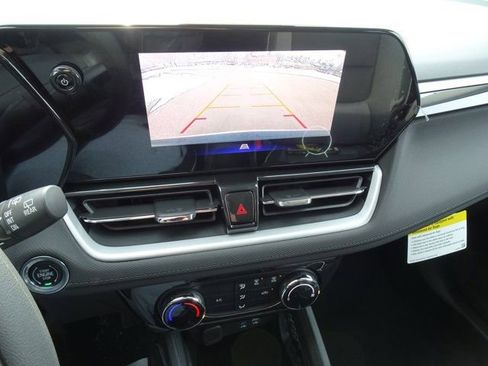 Certified 2026 Chevrolet TrailBlazer LT w/ Driver Confidence Package image 20