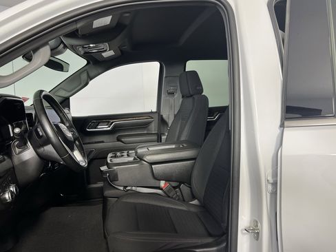 Used 2023 GMC Sierra 1500 SLE image 22