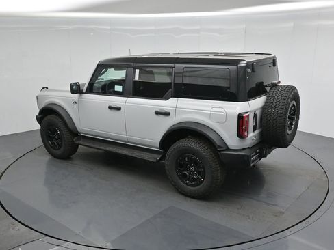 New 2026 Ford Bronco Outer Banks w/ Sasquatch Package AWD/4WD image 40