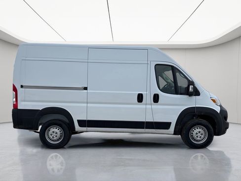 New 2026 RAM ProMaster 2500 image 9