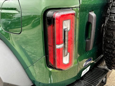 Used 2024 Ford Bronco Badlands w/ Sasquatch Package image 28