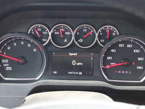 Certified 2022 Chevrolet Silverado 1500 LT AWD/4WD image 9