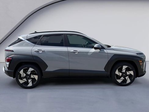 New 2026 Hyundai Kona Limited FWD image 6