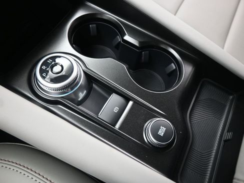 New 2026 Ford Explorer Active w/ Active Comfort Package image 14