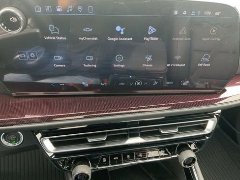 New 2026 Chevrolet Traverse Z71 w/ Driver Confidence Package image 22