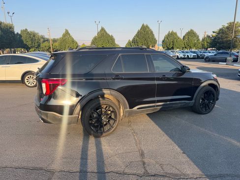 Used 2020 Ford Explorer ST w/ Premium Technology Package AWD/4WD image 5
