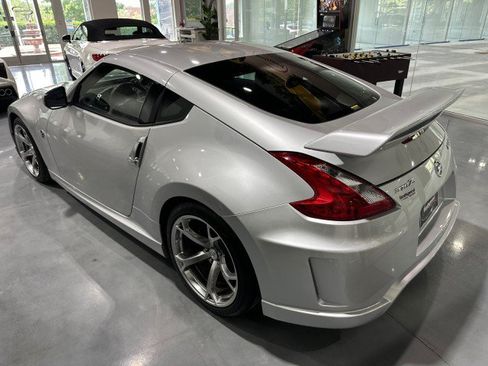 Used 2010 Nissan 370Z NISMO RWD image 27