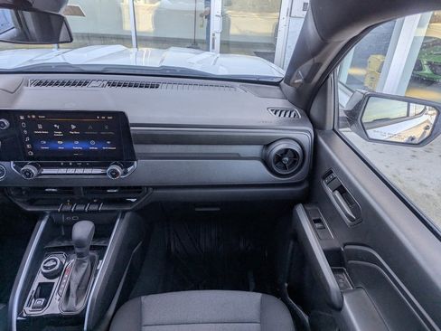 Used 2024 Chevrolet Colorado Trail Boss w/ LPO, Flex Utility Package image 4