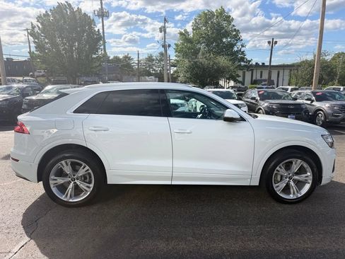 Used 2023 Audi Q8 Premium w/ Convenience Package AWD/4WD image 11