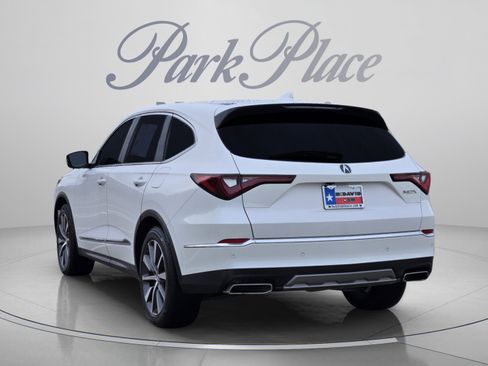 Used 2025 Acura MDX FWD w/ Technology Package image 3