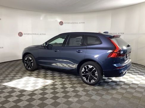 New 2026 Volvo XC60 B5 Plus w/ Protection Package Premier image 7