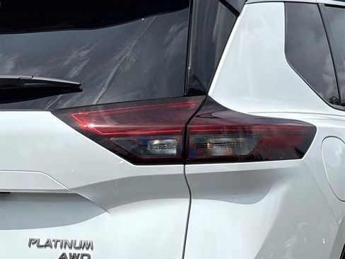 New 2026 Nissan Rogue Platinum w/ Platinum Premium Package AWD/4WD image 15