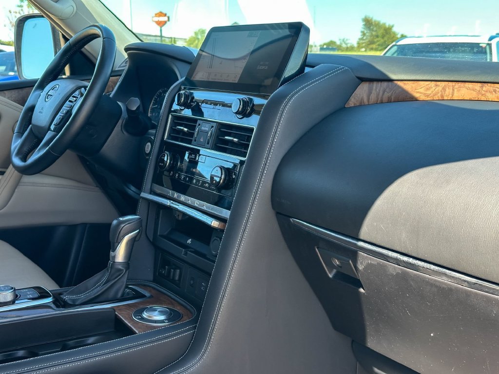 Used 2021 Nissan Armada SL w/ Captain's Chairs Package RWD image 25