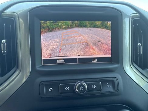 Used 2024 Chevrolet Silverado 1500 Custom Trail Boss AWD/4WD image 23