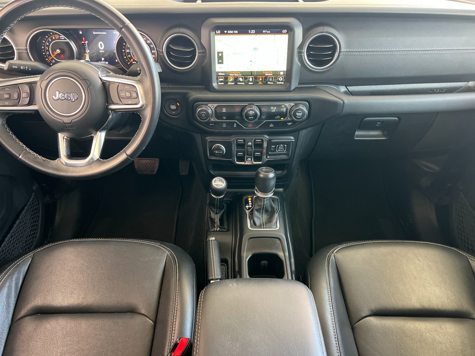 Used 2022 Jeep Gladiator Overland w/ Popular Equipment Package AWD/4WD image 14