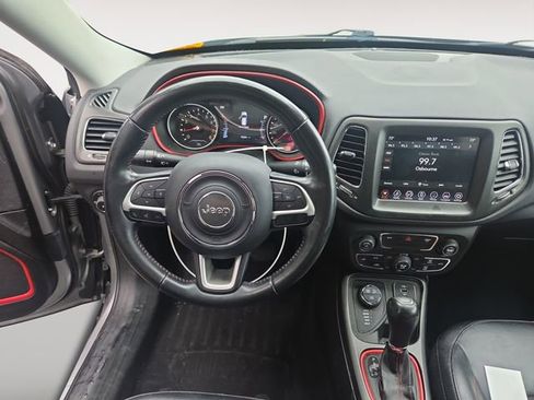 Used 2019 Jeep Compass Trailhawk AWD/4WD image 10