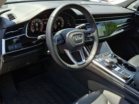 Used 2023 Audi Q7 2.0T Premium w/ Convenience Package AWD/4WD image 24