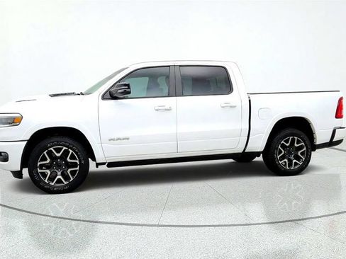Used 2025 RAM 1500 Laramie AWD/4WD image 8