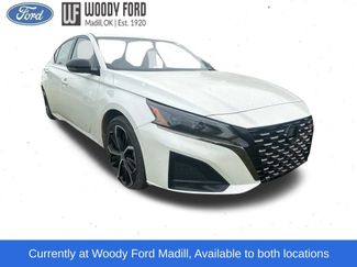 Used 2024 Nissan Altima 2.5 SR FWD video 1