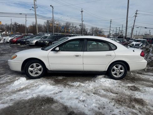 Used 2006 Ford Taurus SEL image 4