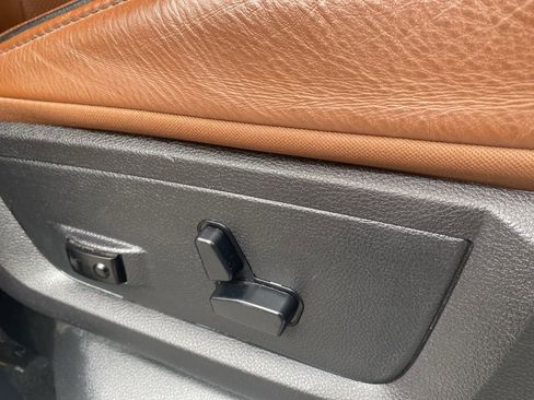 Used 2016 RAM 1500 Laramie Longhorn w/ Convenience Group image 10