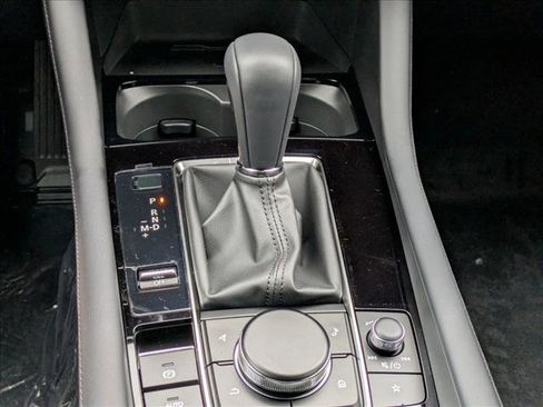 New 2026 MAZDA MAZDA3 Hatchback w/Premium Plus Pkg image 14