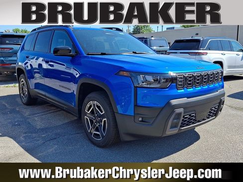 New 2026 Jeep Cherokee Laredo AWD/4WD image 1
