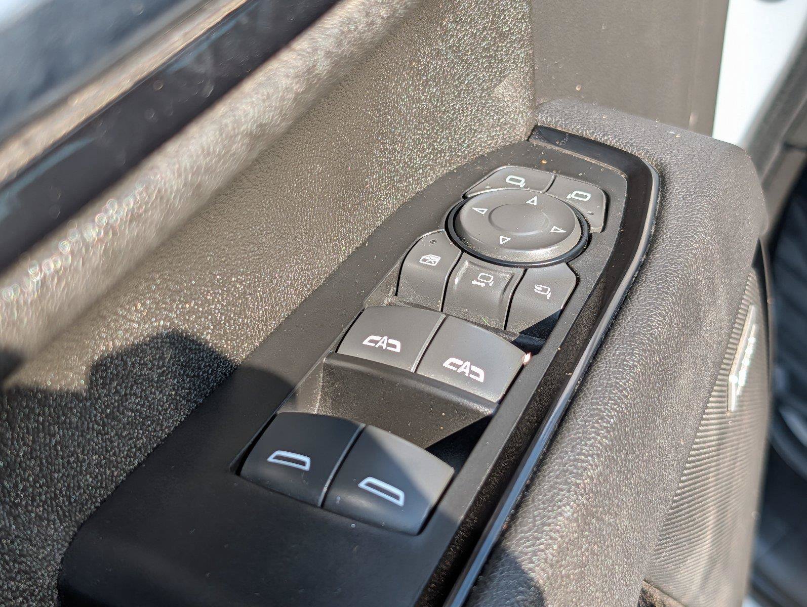 Used 2025 GMC Sierra 3500 AT4 w/ AT4 Premium Plus Package AWD/4WD image 17