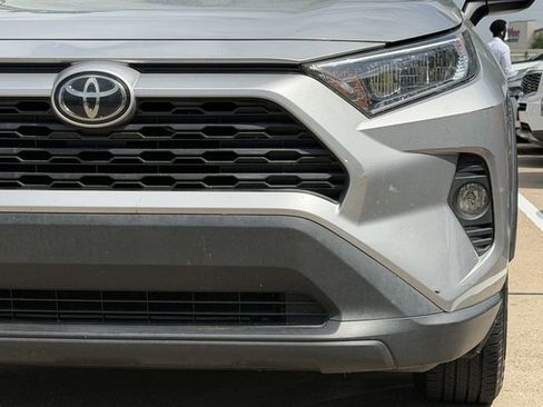 Used 2019 Toyota RAV4 XLE w/ All Weather Liner Package AWD/4WD image 9