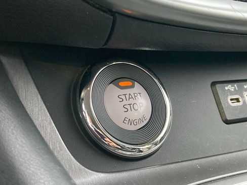 Used 2022 Nissan Murano SV w/ SV Midnight Edition Package FWD image 25