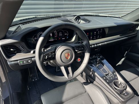 Certified 2025 Porsche 911 Carrera 4 GTS image 25