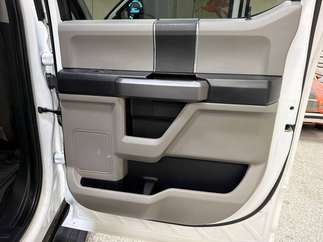 Used 2021 Ford F250 XLT w/ FX4 Off-Road Package AWD/4WD image 43
