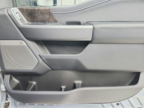 New 2026 Ford F250 Lariat image 45