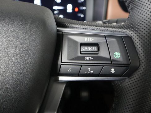 Used 2025 Mitsubishi Outlander SEL AWD/4WD image 48