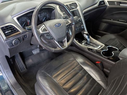 Used 2014 Ford Fusion SE w/ Equipment Group 202A image 4