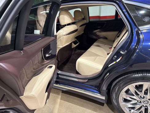 Used 2018 Lexus LS 500 AWD w/ Interior Upgrade Package image 90