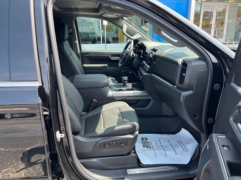 Used 2025 Chevrolet Silverado 1500 LTZ w/ LTZ Premium Package AWD/4WD image 44
