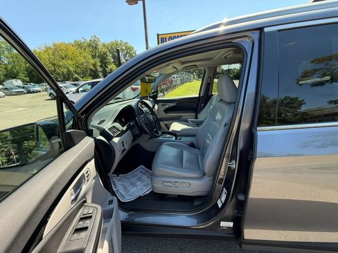 Used 2016 Honda Pilot Touring image 7