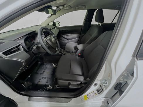 Used 2024 Toyota Corolla LE image 15