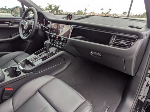New 2025 Porsche Macan S AWD/4WD image 26