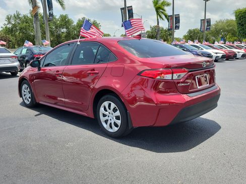 Used 2024 Toyota Corolla LE FWD image 8