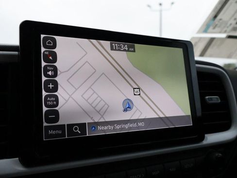 New 2025 Hyundai Venue Limited image 35