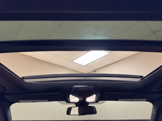 Used 2023 BMW 330e w/ Driving Assistance Package RWD image 19
