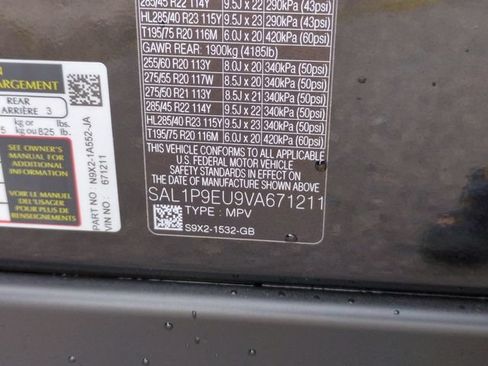 New 2027 Land Rover Range Rover Sport SE AWD/4WD image 22