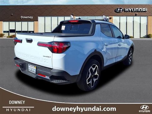 Certified 2024 Hyundai Santa Cruz Limited image 4