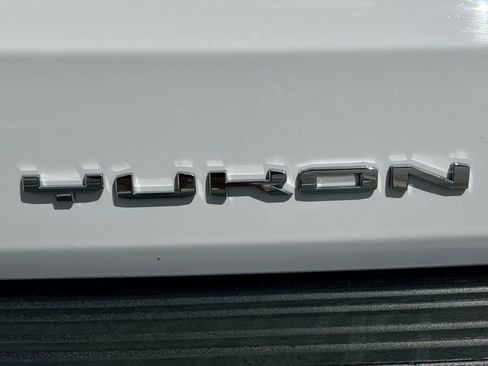 Used 2021 GMC Yukon Denali w/ Denali Premium Package image 16