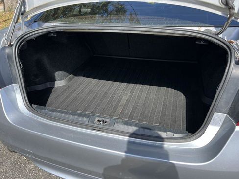 Used 2015 Subaru Legacy 2.5i Premium image 11