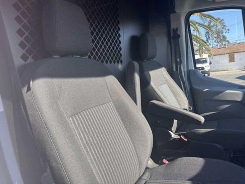 Used 2016 Ford Transit 150 130 Medium Roof RWD image 8